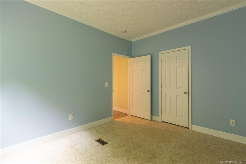 37 Harrison Hill Road Swannanoa, NC 28778 - Photo 22 of 35 Gallery Image 22