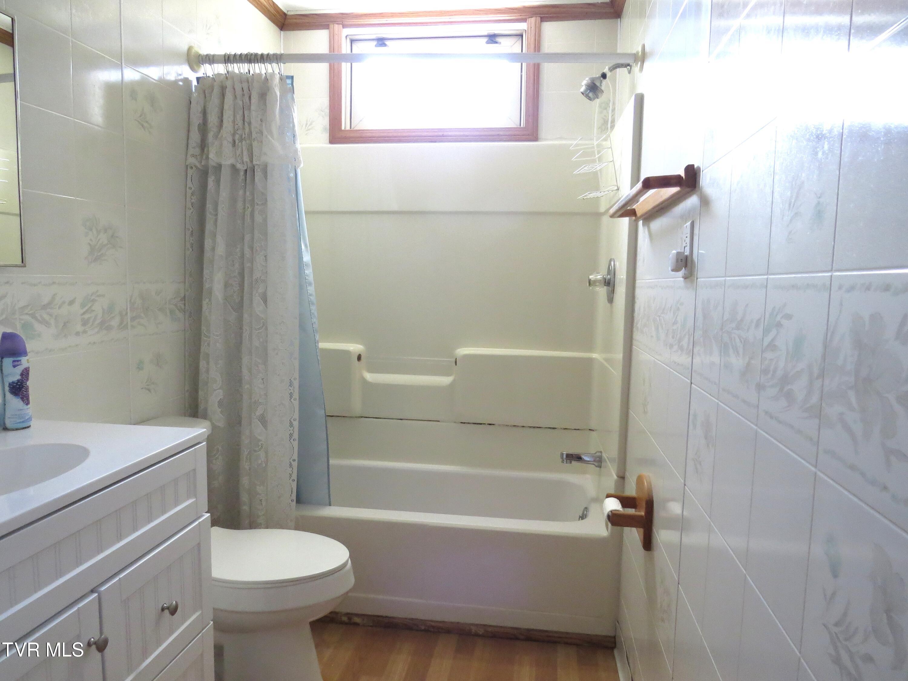 644 Rachels Chapel Road Coeburn, VA 24230 - Photo 24 of 46 IMG_4041