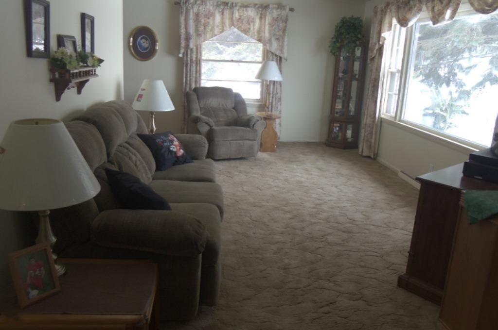 1920 South Stone Road Fremont, MI 49412 - Photo 5 of 32 LR 1