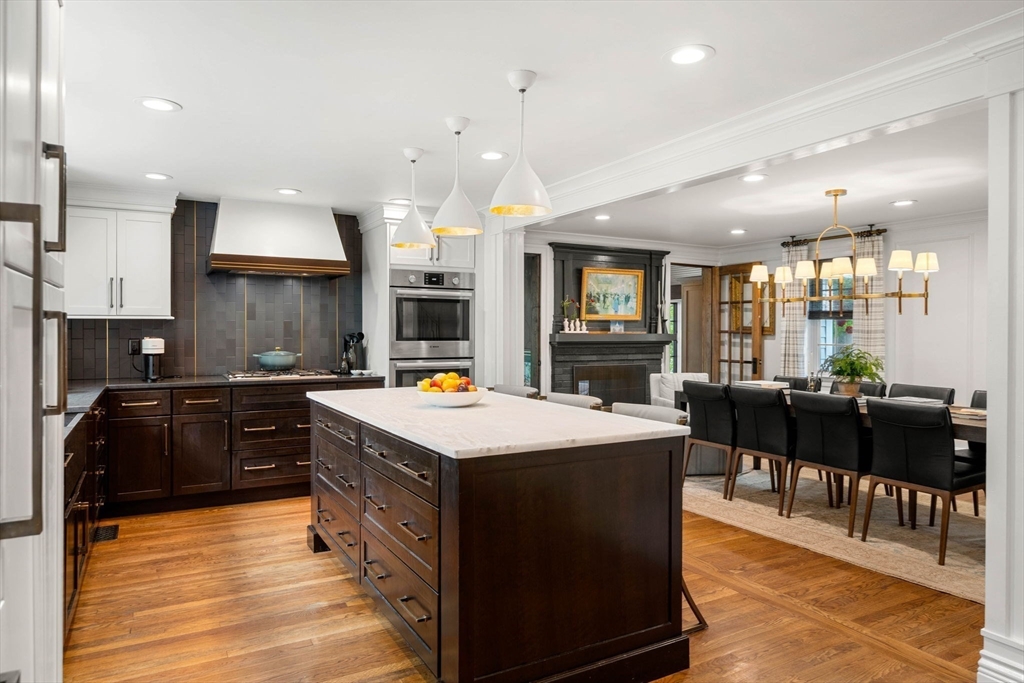 23 Patriot Road Burlington, MA 01803 - Photo 3 of 42