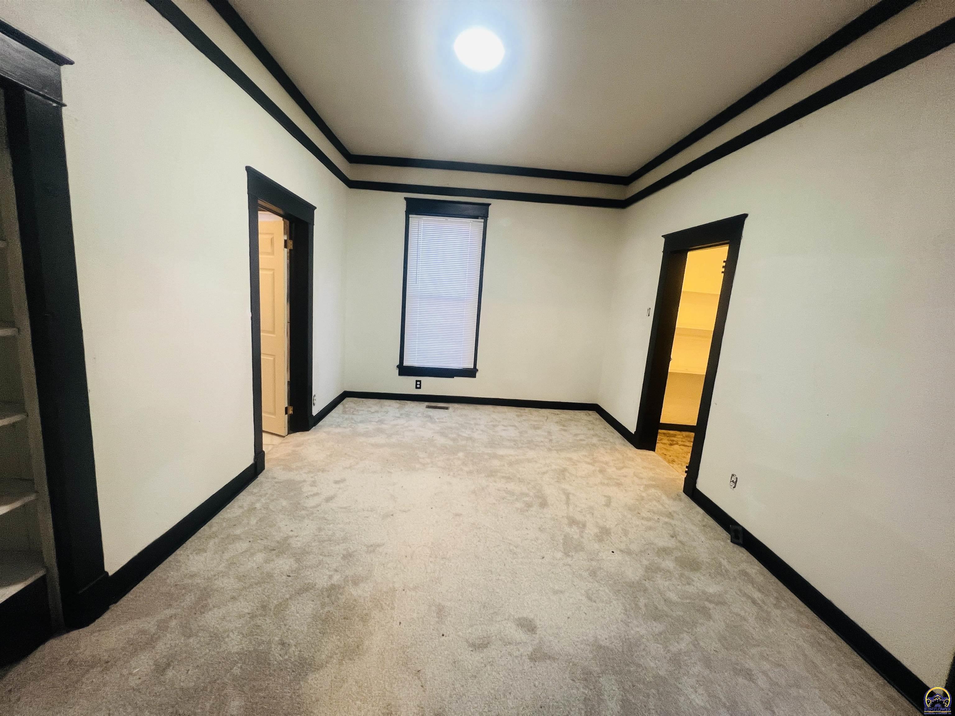 620 Southeast Lake Street Topeka, KS 66607 - Photo 14 of 50