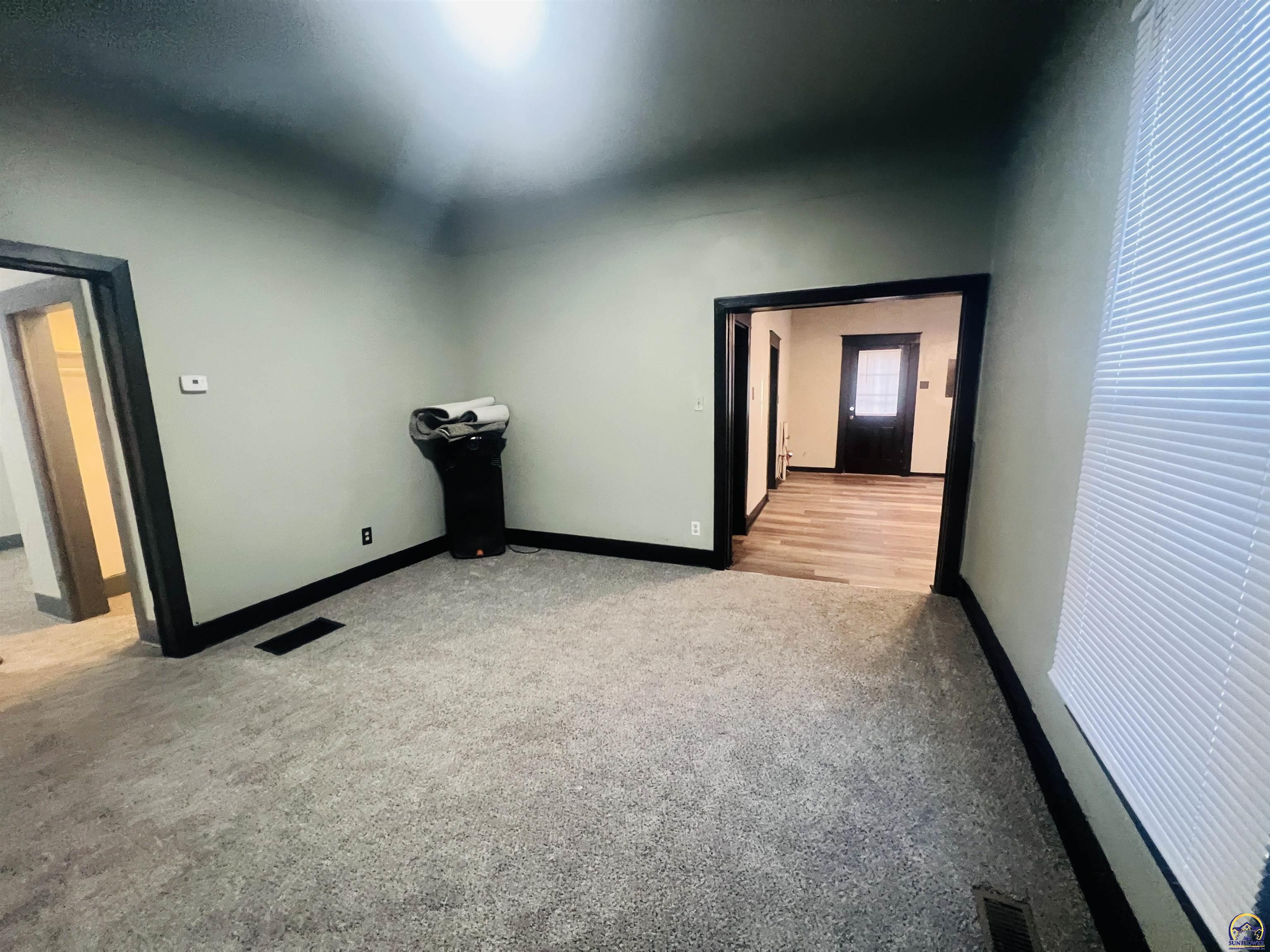 620 Southeast Lake Street Topeka, KS 66607 - Photo 21 of 50