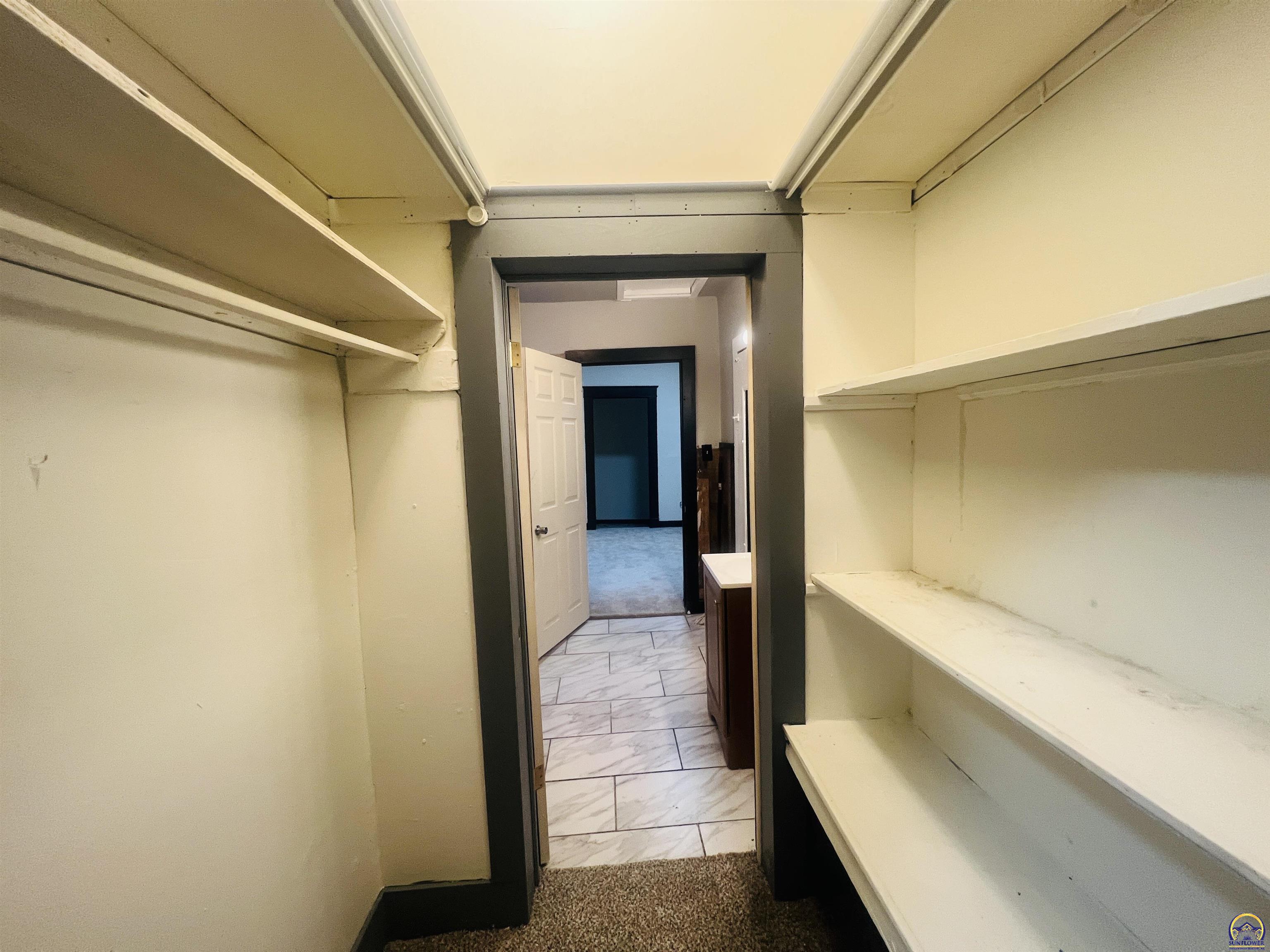 620 Southeast Lake Street Topeka, KS 66607 - Photo 22 of 50