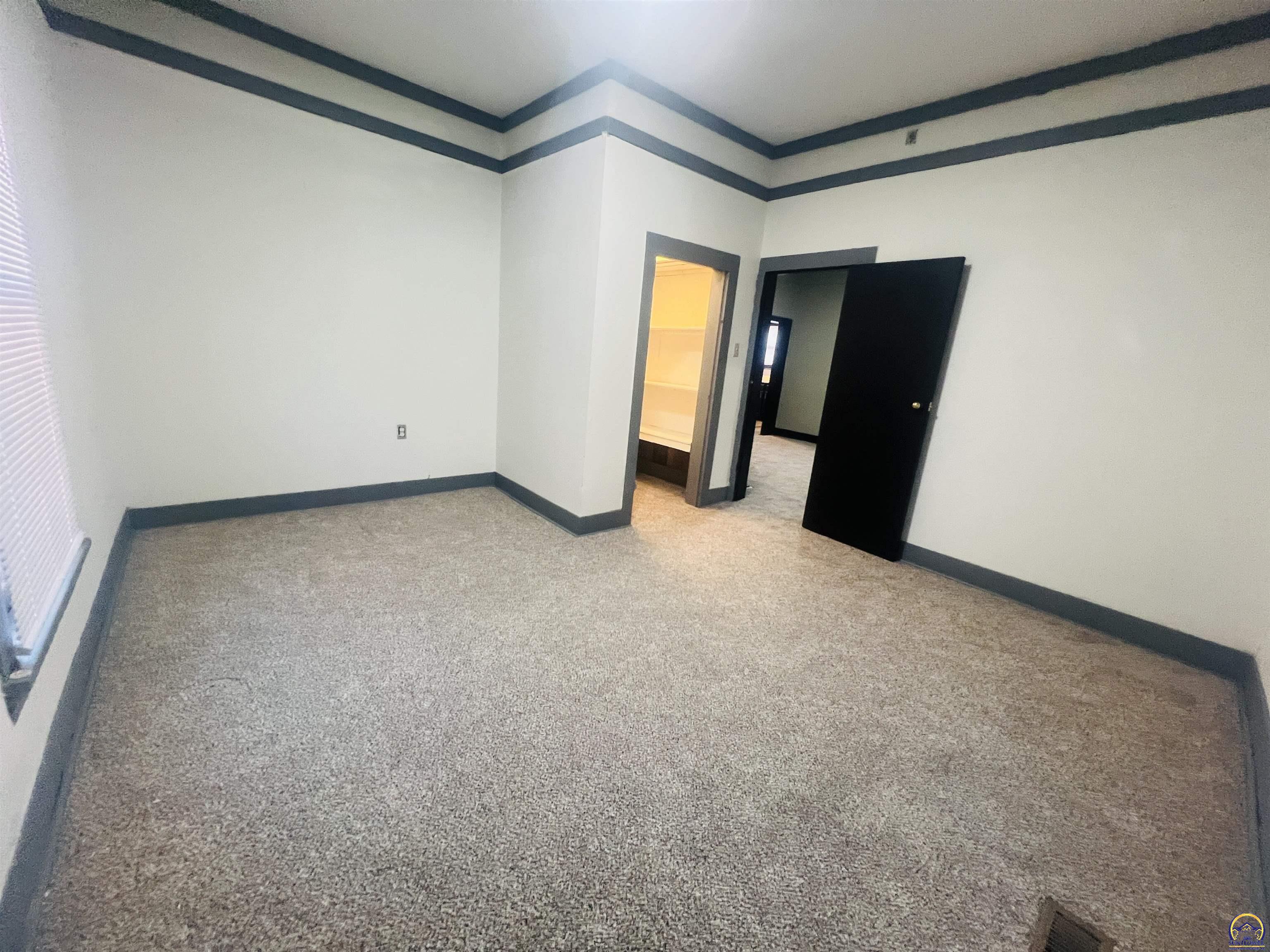 620 Southeast Lake Street Topeka, KS 66607 - Photo 24 of 50