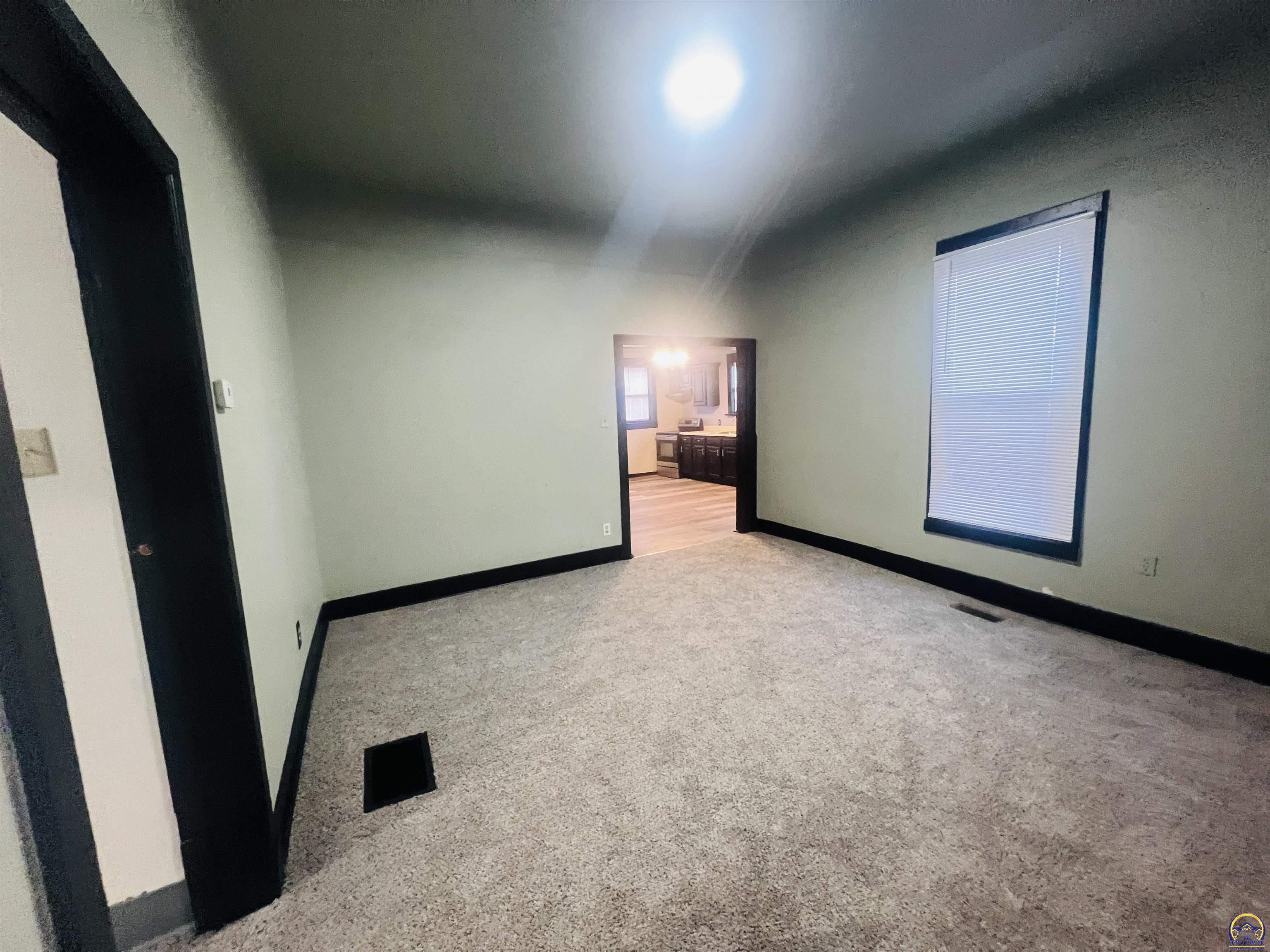 620 Southeast Lake Street Topeka, KS 66607 - Photo 26 of 50