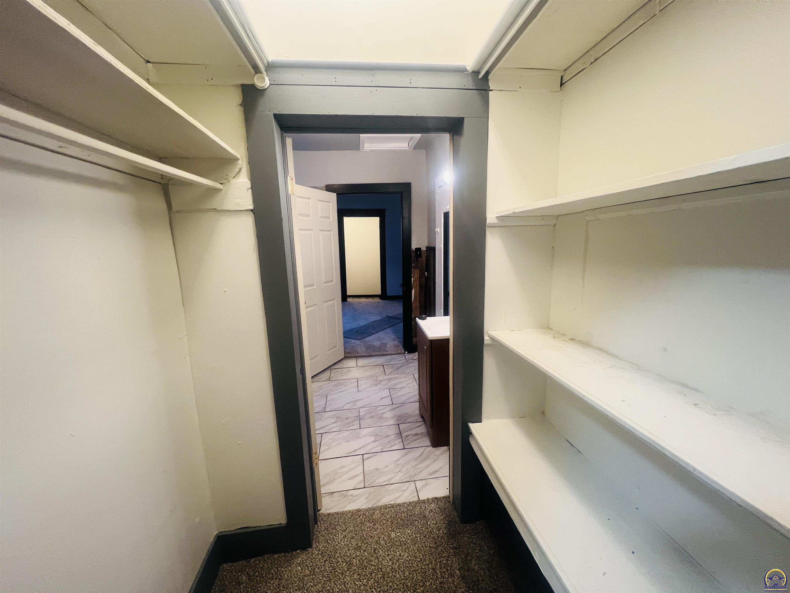 620 Southeast Lake Street Topeka, KS 66607 - Photo 29 of 50