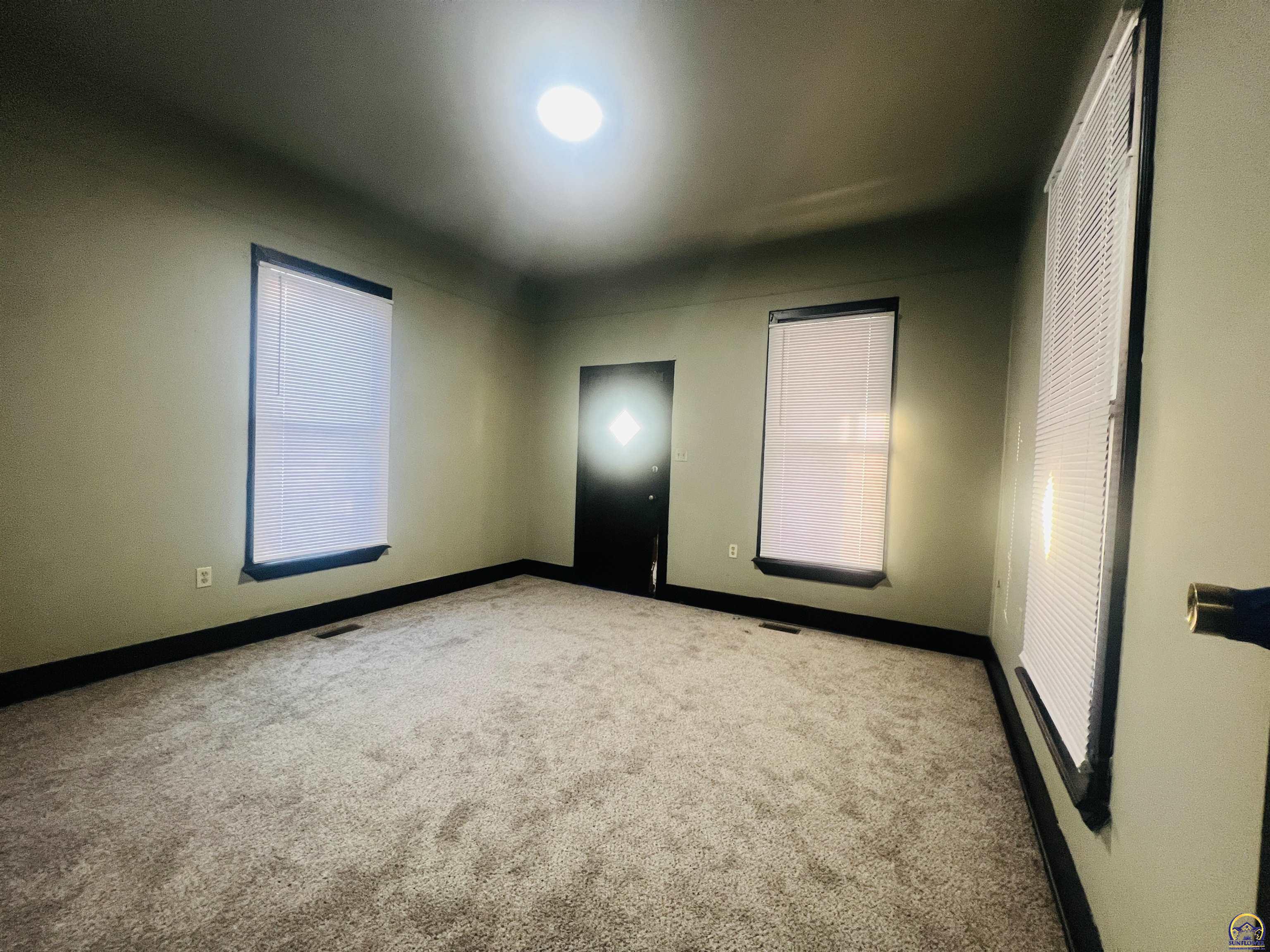 620 Southeast Lake Street Topeka, KS 66607 - Photo 31 of 50