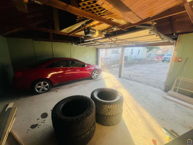 $98,000 | 620 Southeast Lake Street, Topeka, KS 66607