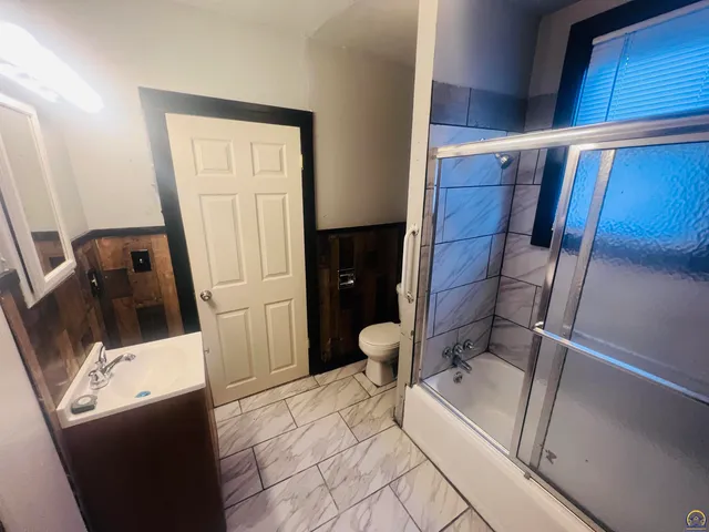 $98,000 | 620 Southeast Lake Street, Topeka, KS 66607