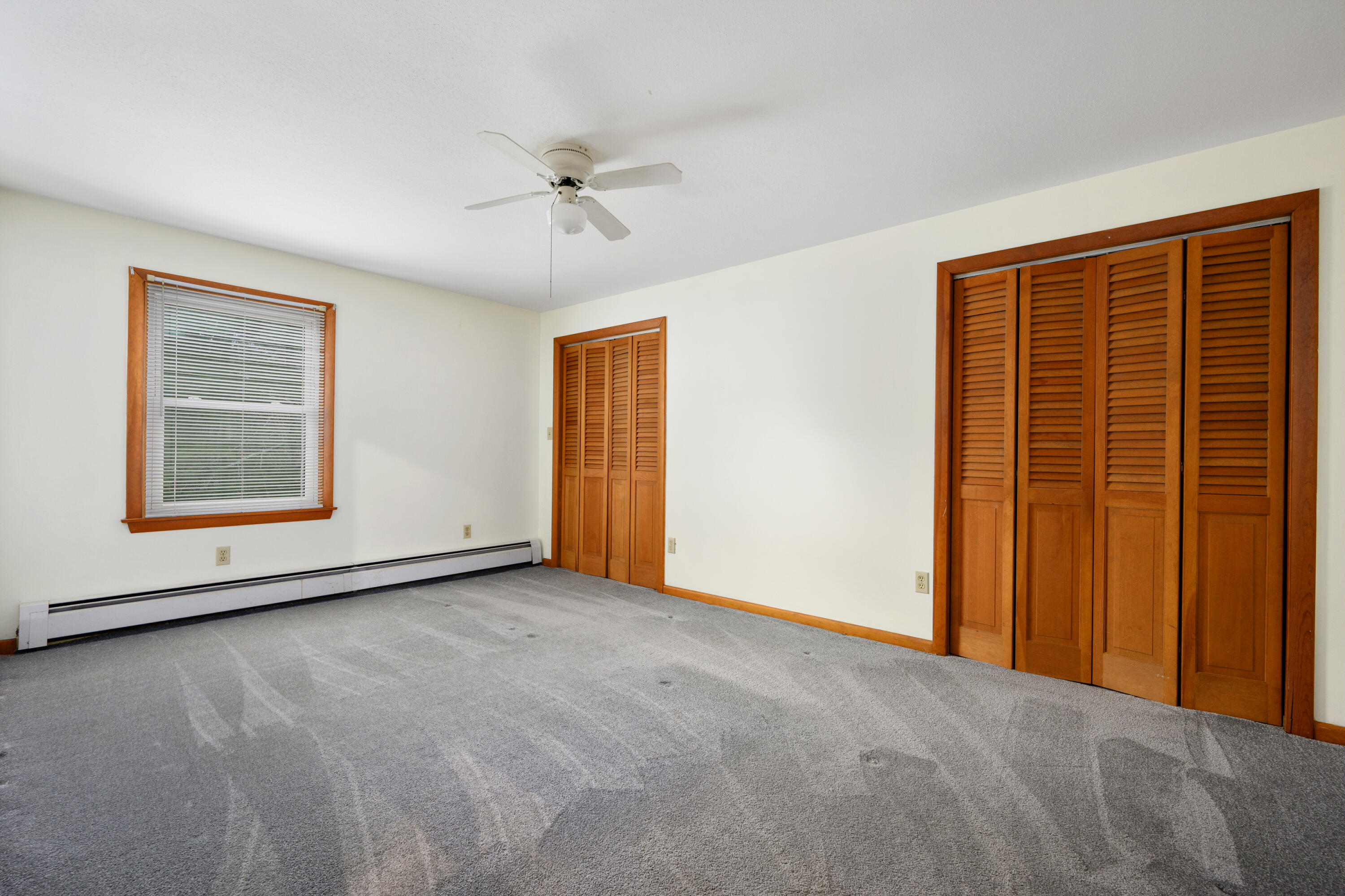 33 Head Of The Bay Road Buzzards Bay, MA 02532 - Photo 24 of 46 an empty room with windows