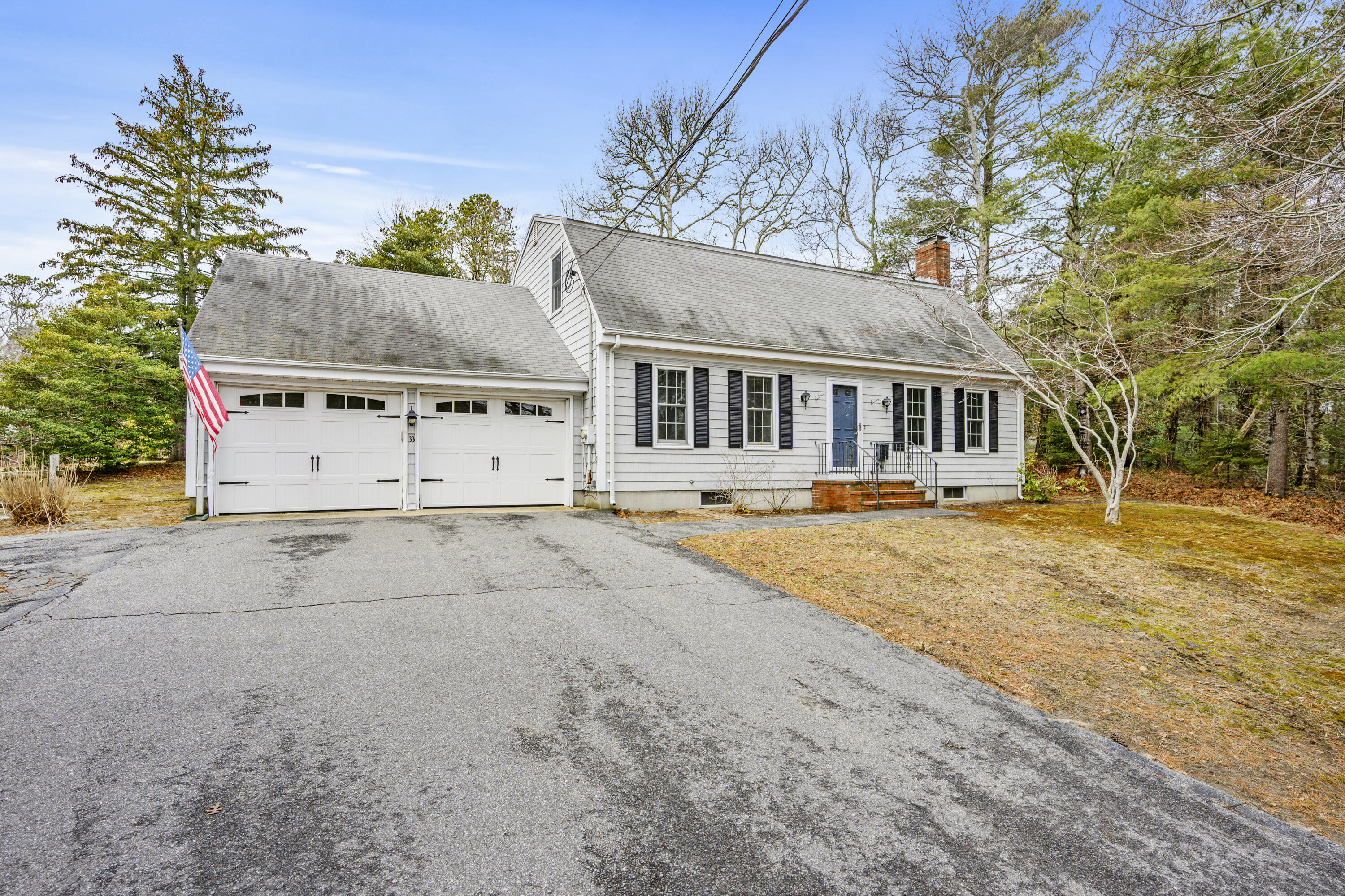 33 Head Of The Bay Road Buzzards Bay, MA 02532 - Photo 30 of 46 a view of multiple house with large trees