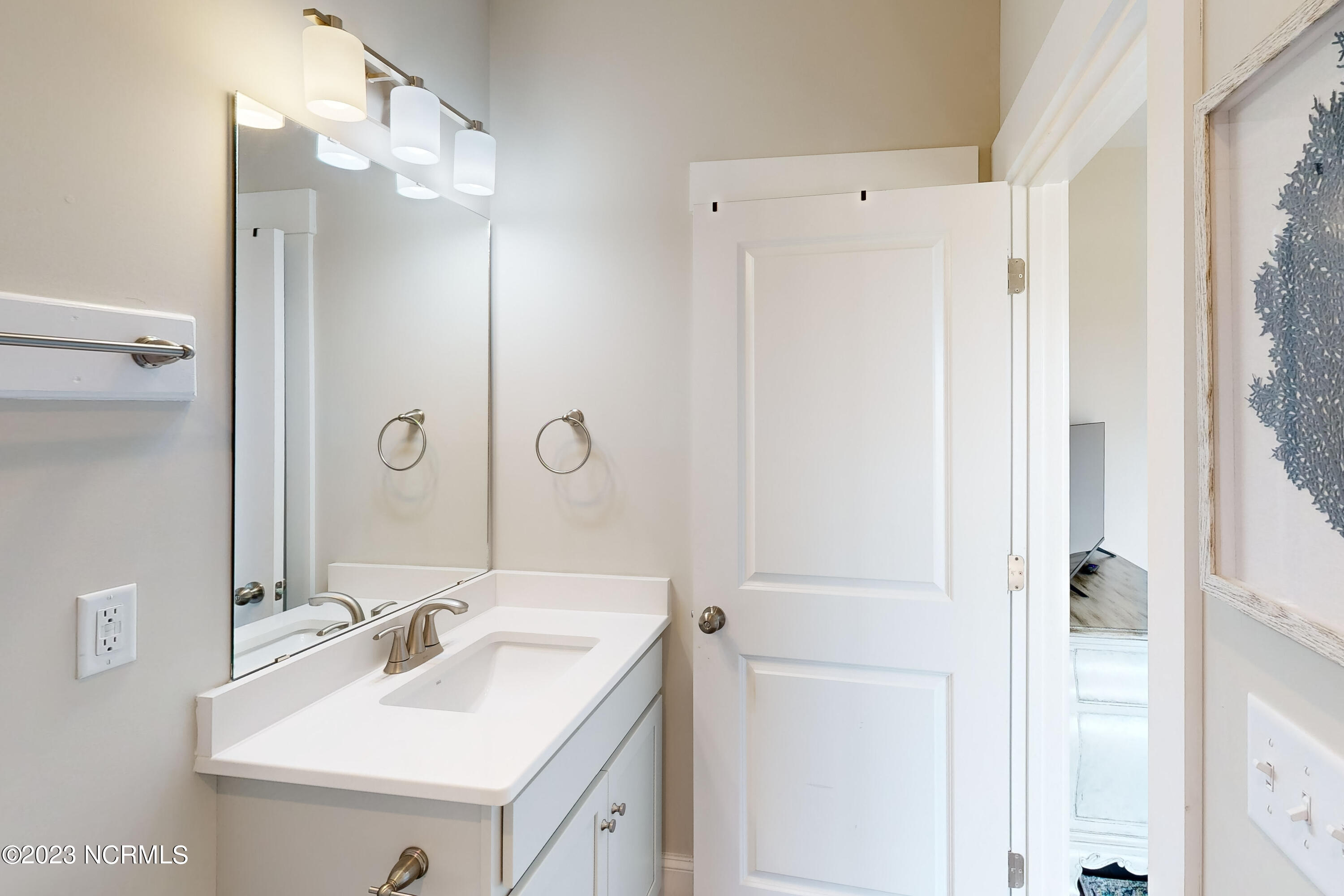 1231 New River Inlet Road North Topsail Beach, NC 28460 - Photo 21 of 100 Bed 4 attached bath