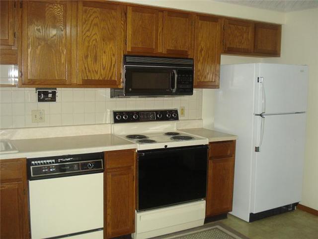 1132 Armsgate Road Springfield, OH 45503 - Photo 8 of 22