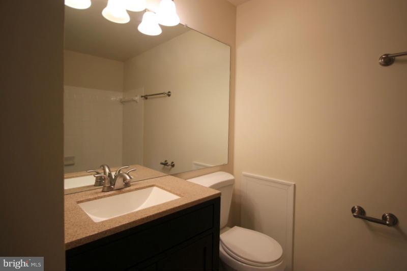 13 Dinsdale Court Silver Spring, MD 20906 - Photo 21 of 30 Bath