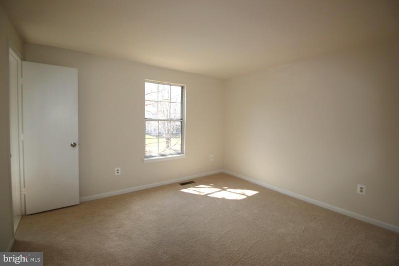 13 Dinsdale Court Silver Spring, MD 20906 - Photo 23 of 30 Bedroom