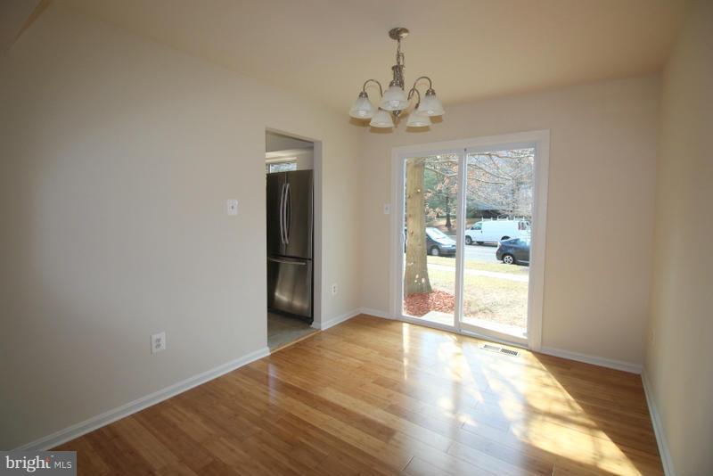 13 Dinsdale Court Silver Spring, MD 20906 - Photo 27 of 30 Dining Room