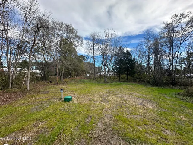 $1,200 | 114 Deer Road, Hubert, NC 28539