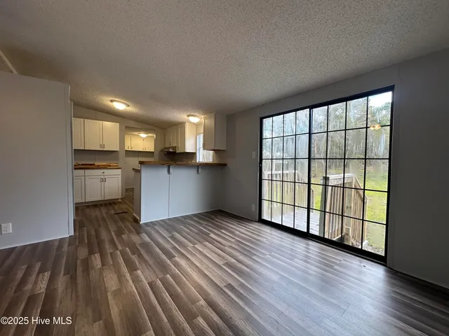 $1,200 | 114 Deer Road, Hubert, NC 28539