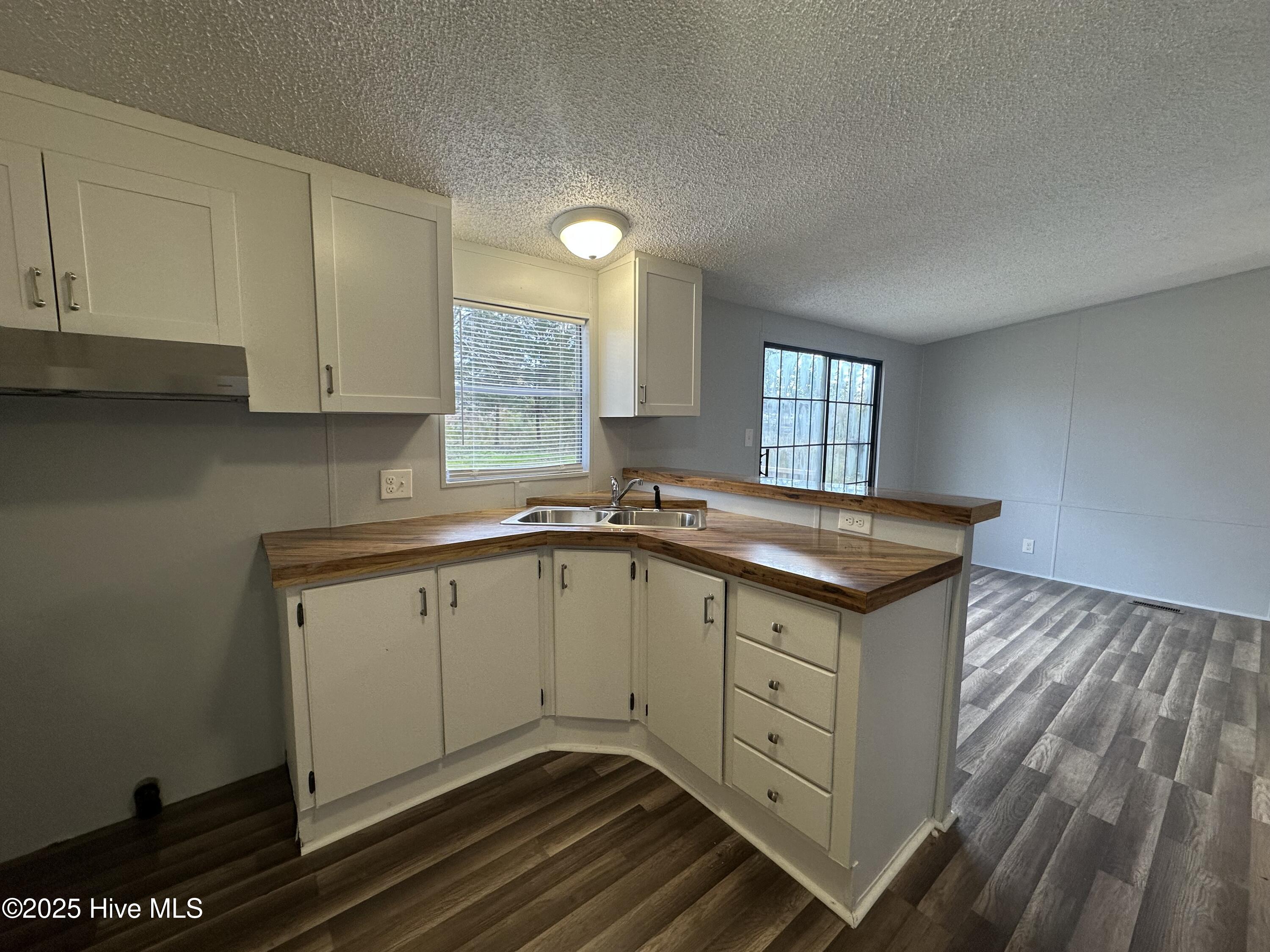 114 Deer Road Hubert, NC 28539 - Photo 8 of 23 IMG_3053