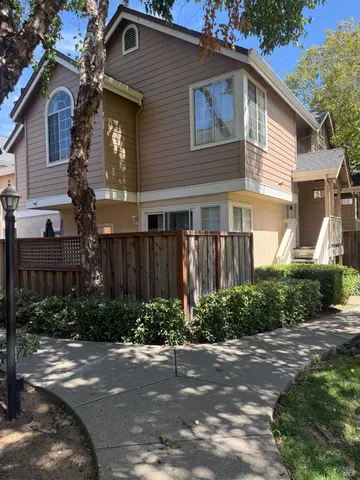 $384,999 | 97 Manchester Drive, Fairfield, CA 94533