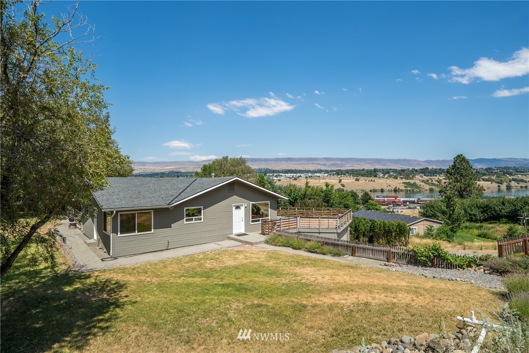 170 Carlson Loop Wenatchee, WA 98801 - Photo 23 of 25 Gallery Image 23