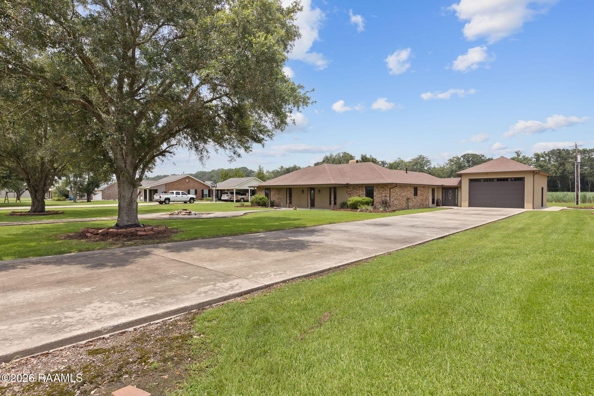 1024 Decoux Road St. Martinville, LA 70582 - Photo 4 of 59