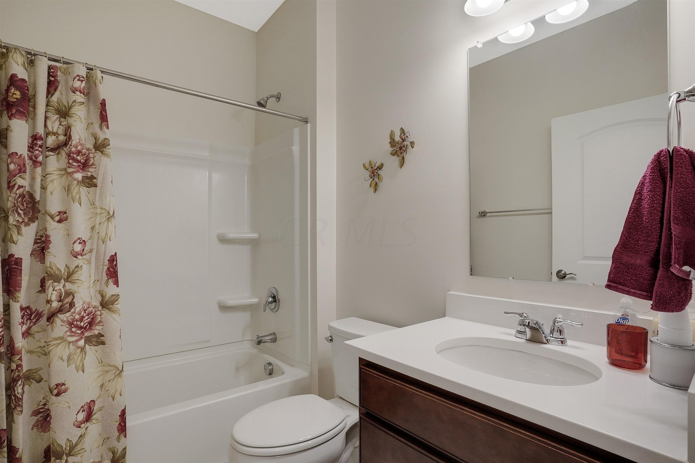 677 Fescue Road Galena, OH 43021 - Photo 33 of 39 Gallery Image 33