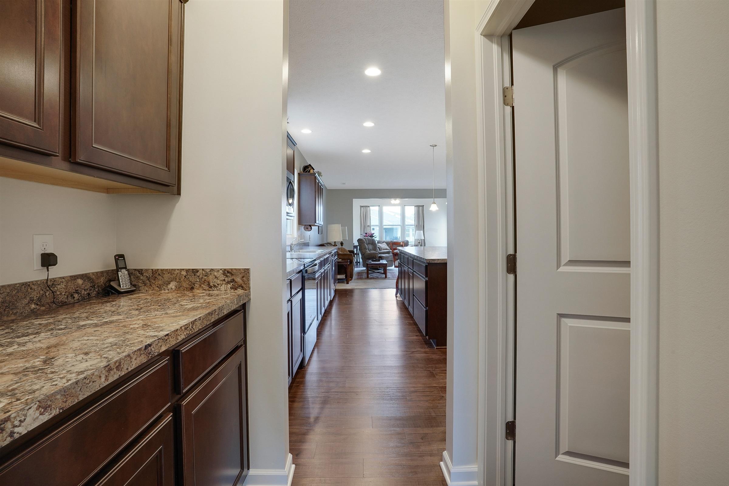 677 Fescue Road Galena, OH 43021 - Photo 10 of 39 Gallery Image 10