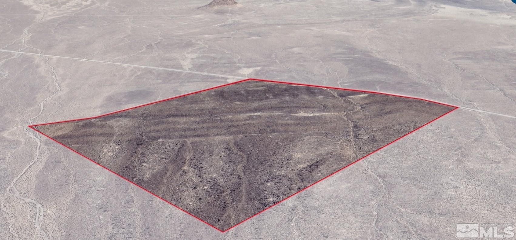 23001 Jungo Road Lovelock, NV 89419 - Photo 4 of 6 a view of wooden floor