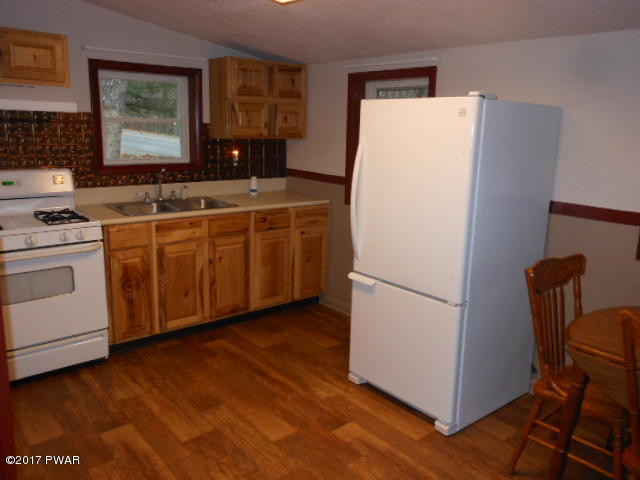 187 Myck Road Dingmans Ferry, PA 18328 - Photo 4 of 14