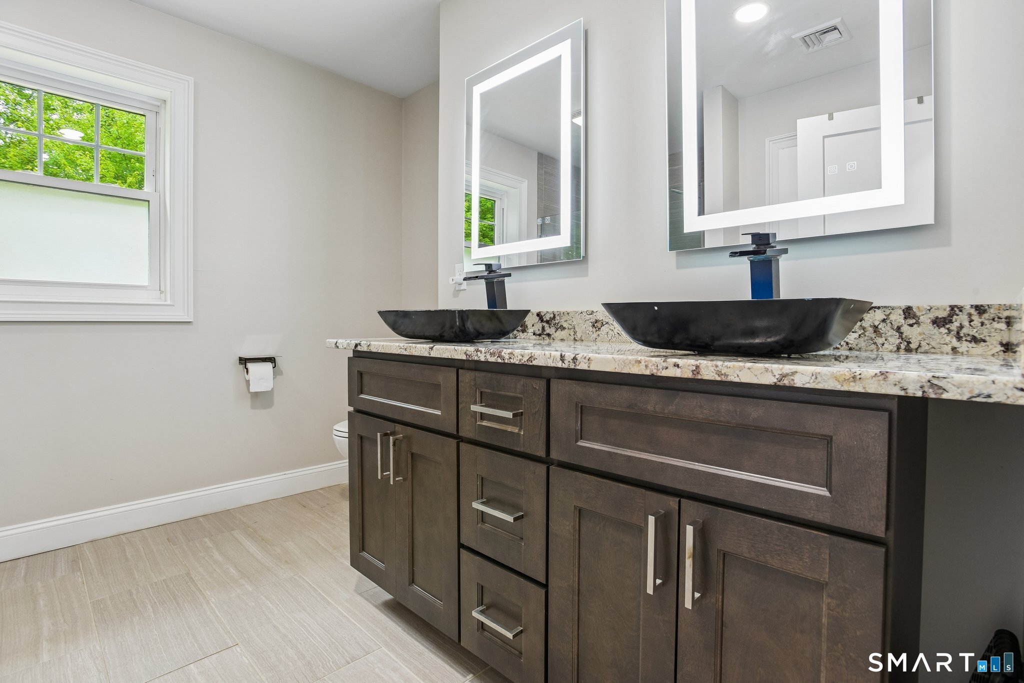 25 Spring Rock Road East Lyme, CT 06333 - Photo 23 of 38