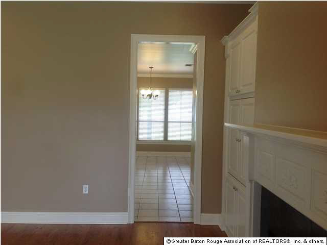 10433 Springwind Court Baton Rouge, LA 70810 - Photo 5 of 7