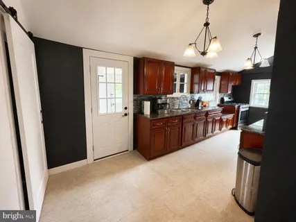 $485,000 | 3033 Chestnut Street, Lafayette Hill, PA 19444