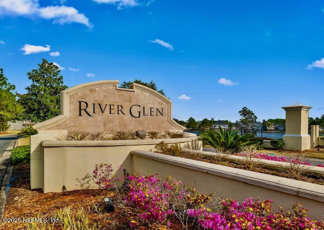 65183 Forest Glen Lane Yulee, FL 32097 - Photo 1 of 44 Entrance 2