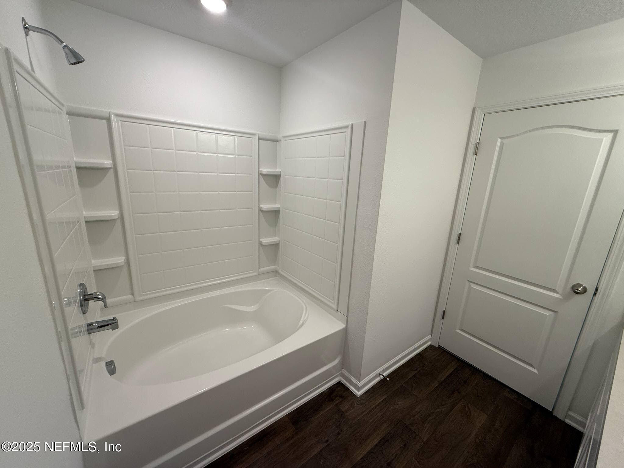 65183 Forest Glen Lane Yulee, FL 32097 - Photo 31 of 44 Master Bath Tub Shower Combo
