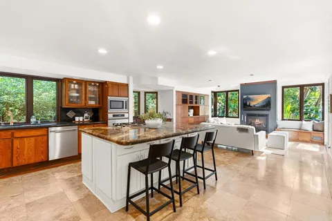 $2,100,000 | 1765 Ivy Road, Oceanside, CA 92054