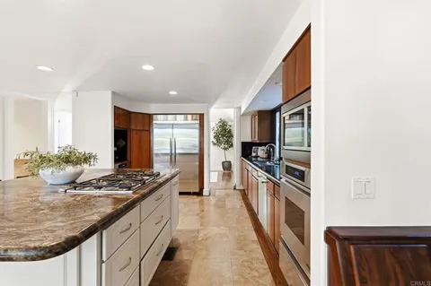 $2,100,000 | 1765 Ivy Road, Oceanside, CA 92054