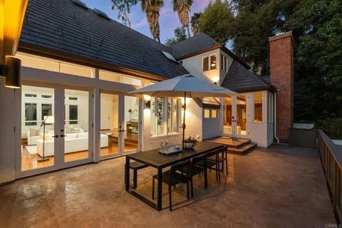 $2,100,000 | 1765 Ivy Road, Oceanside, CA 92054