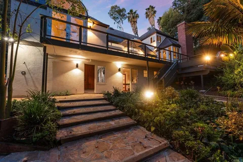 $2,100,000 | 1765 Ivy Road, Oceanside, CA 92054