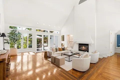 $2,100,000 | 1765 Ivy Road, Oceanside, CA 92054