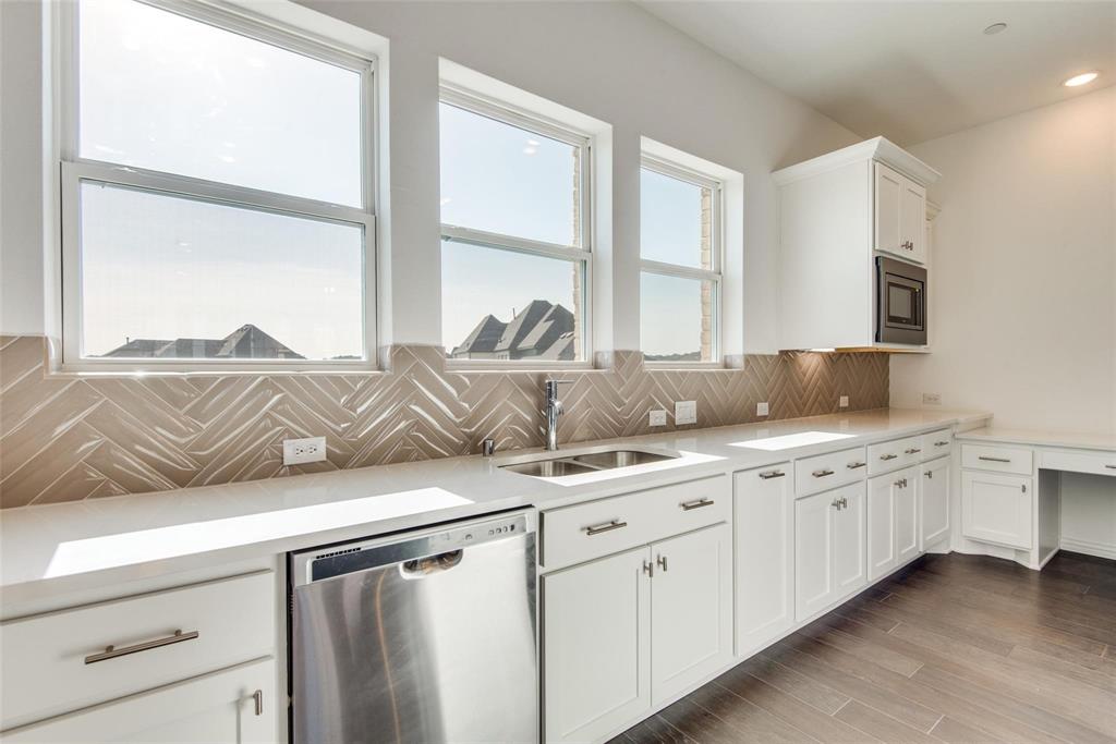 3730 Pelican Rst Way Arlington, TX 76005 - Photo 9 of 22