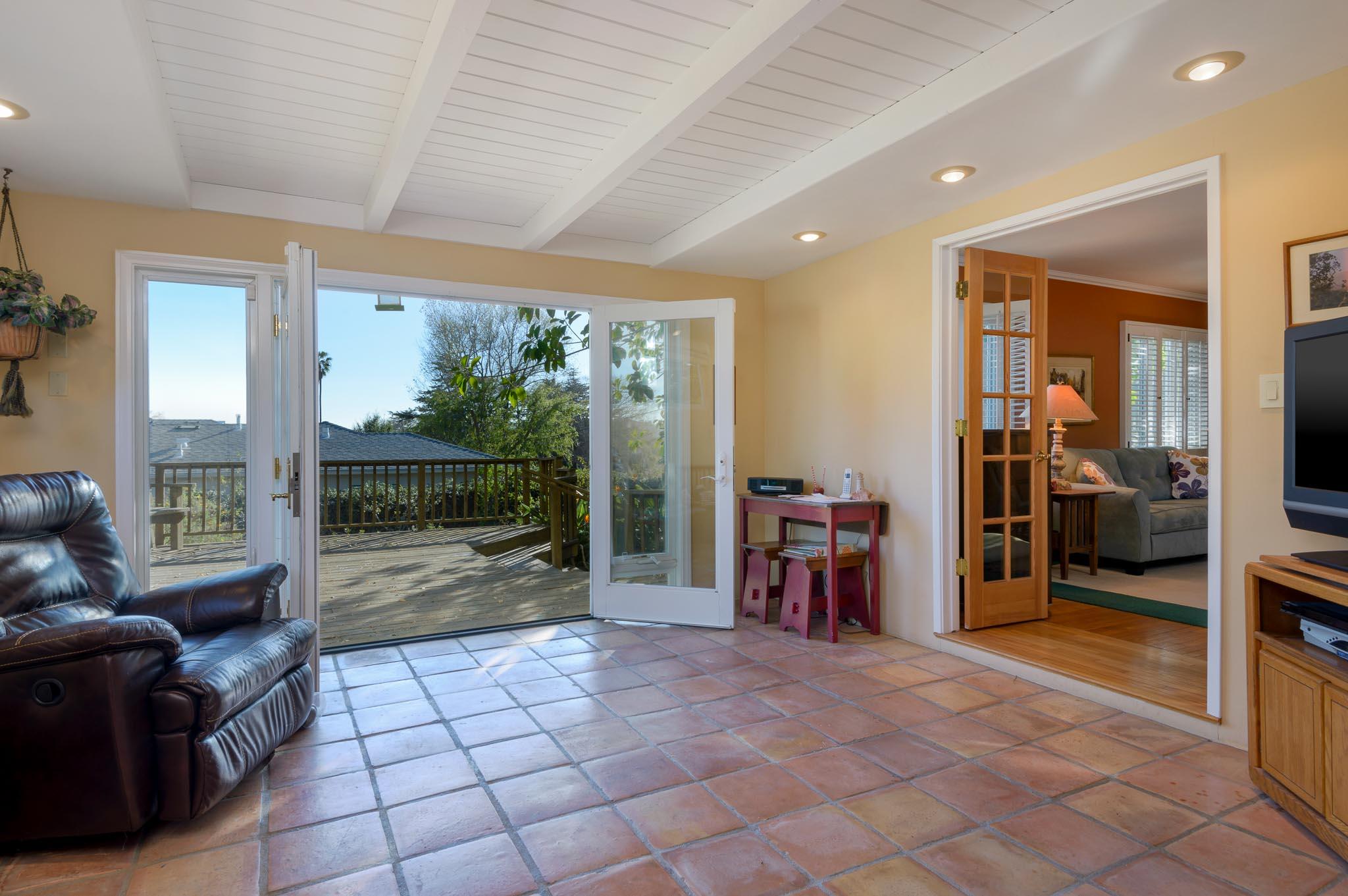 734 San Roque Road Santa Barbara, CA 93105 - Photo 12 of 20 Extra bonus room leading out to deck