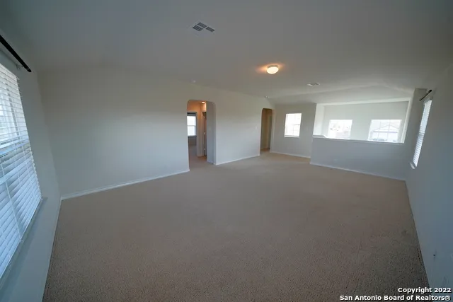a view of empty room with window