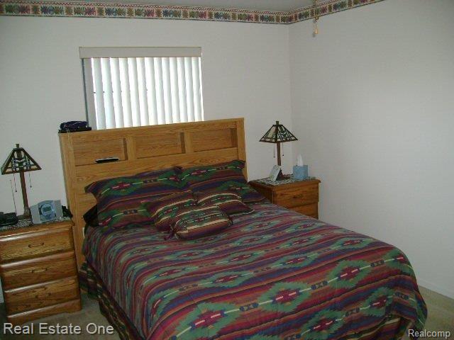 24020 Greenhill Road Warren, MI 48091 - Photo 9 of 15 DSC02598.JPG