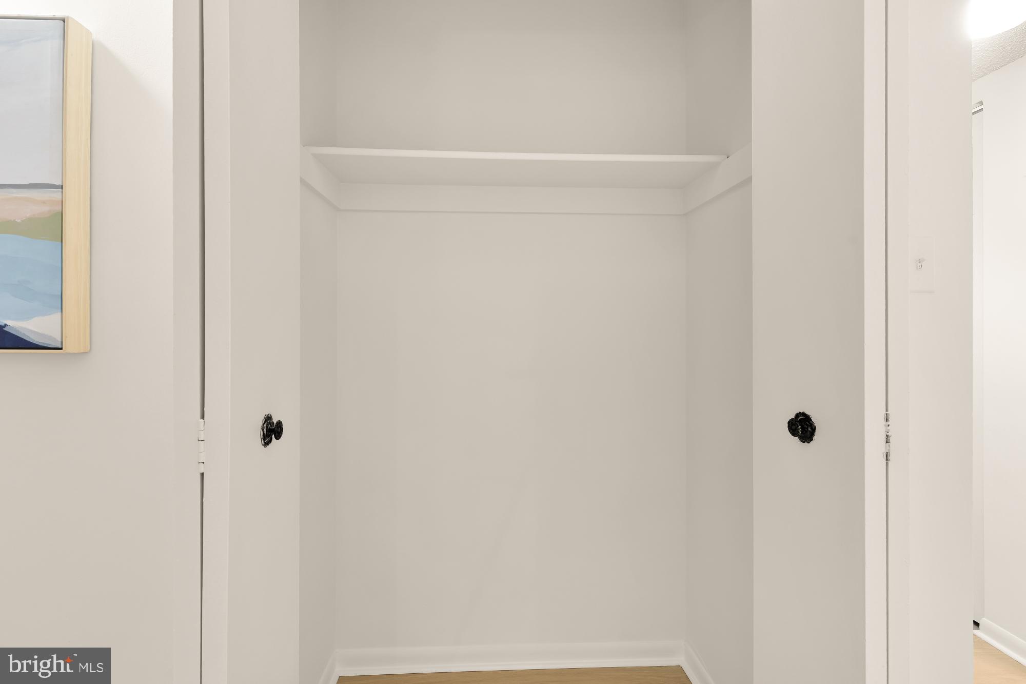 11833 Shire Court, Unit 21B Reston, VA 20191 - Photo 10 of 37 a close up of a white marble wall