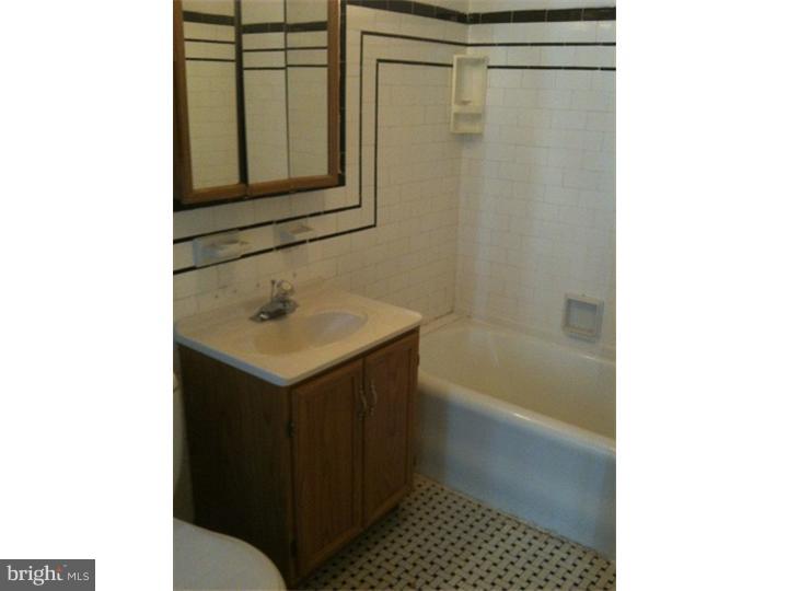 303 Hampden Road Upper Darby, PA 19082 - Photo 8 of 10 Unit #1