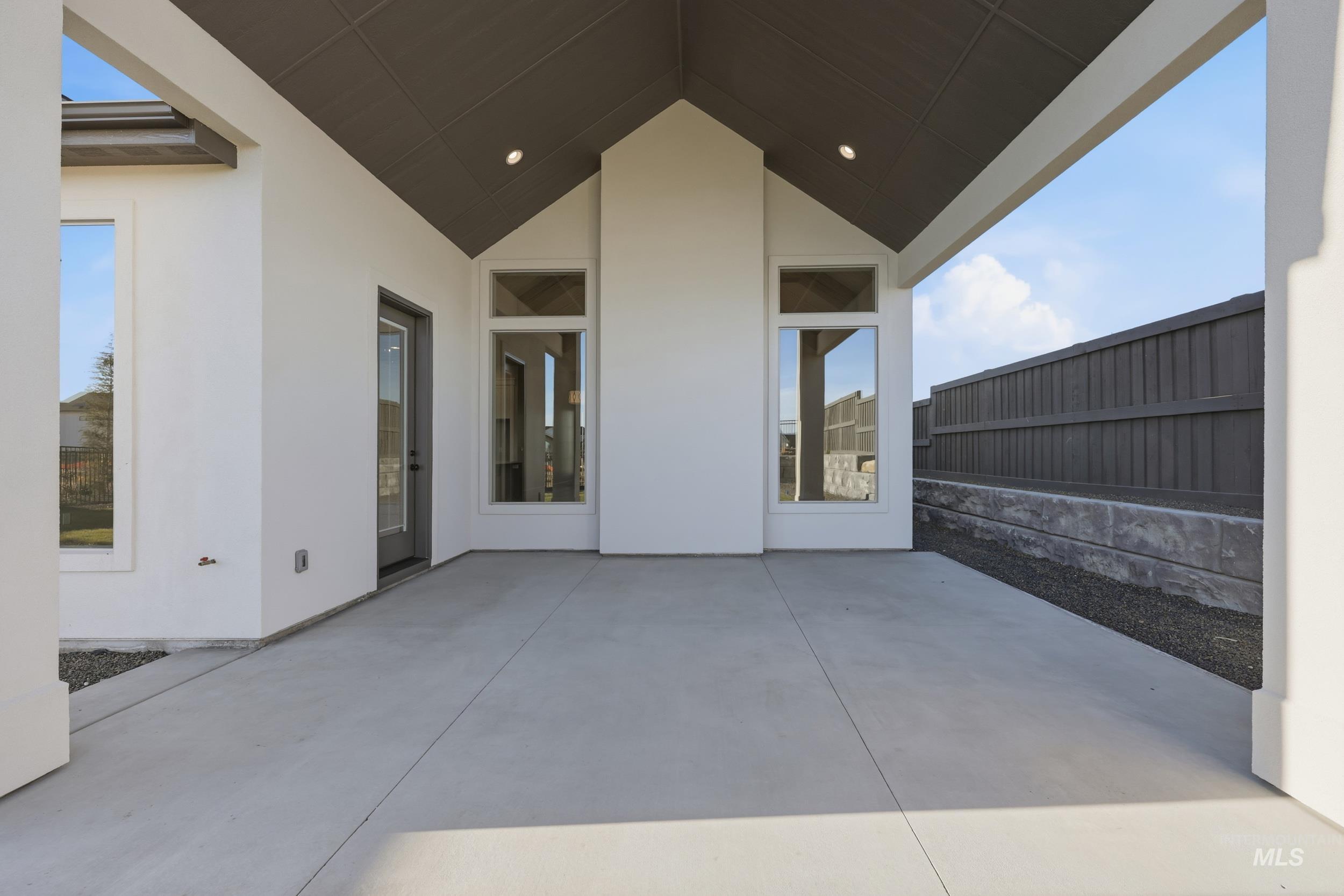 6844 South Messner Way Meridian, ID 83642 - Photo 38 of 49 View of patio