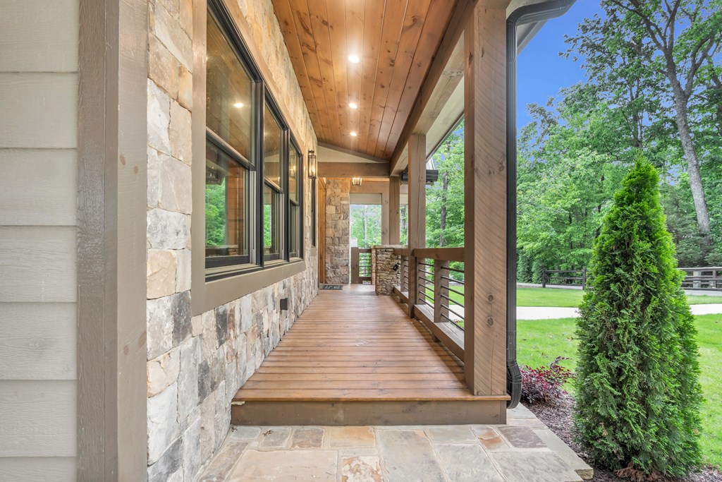 601 Overlook Drive Blue Ridge, GA 30513 - Photo 8 of 69