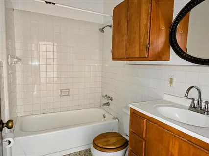 $1,350 | 2919 Carondelet Street, Unit C, New Orleans, LA 70115