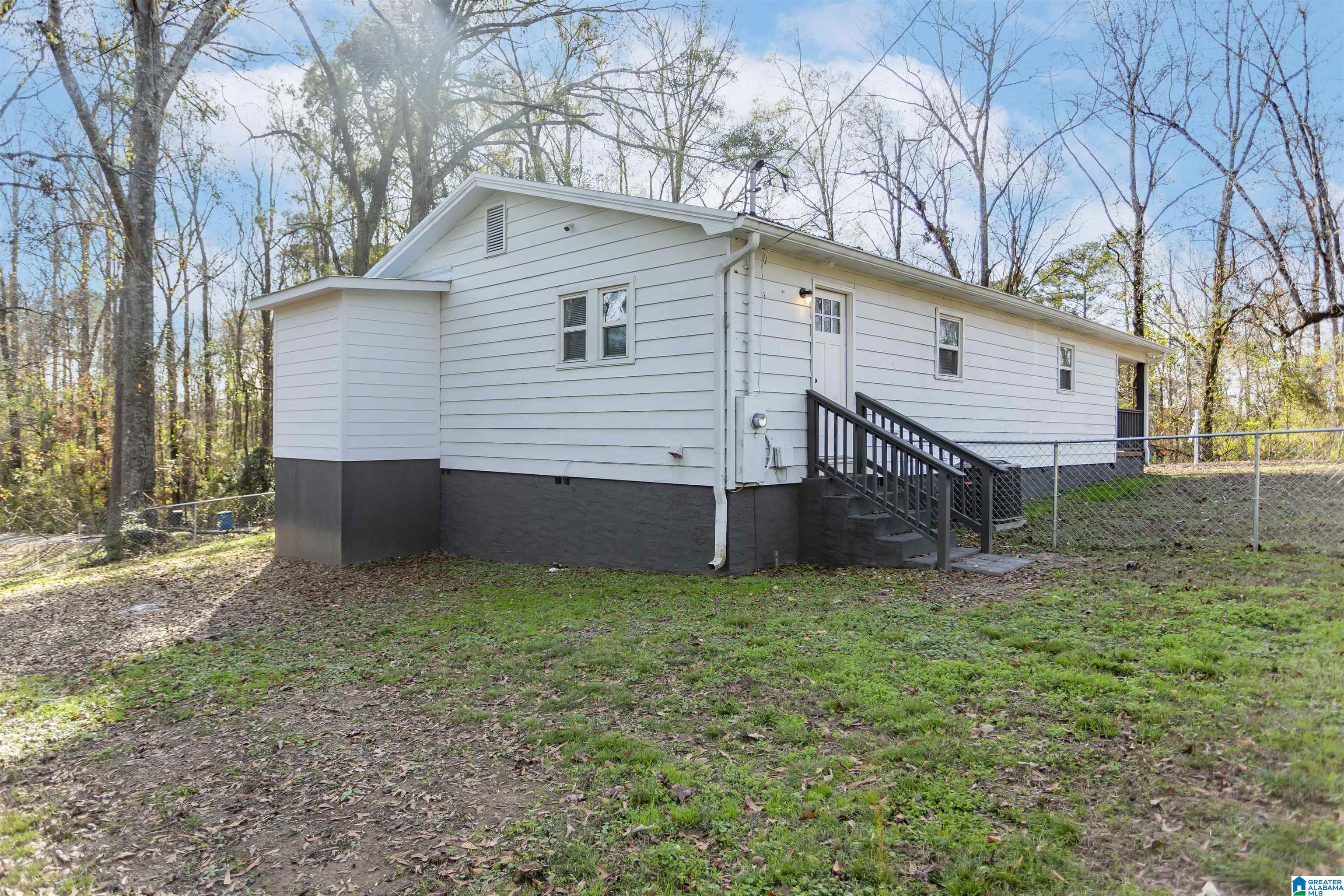 8735 Hamby Road Morris, AL 35116 - Photo 5 of 41